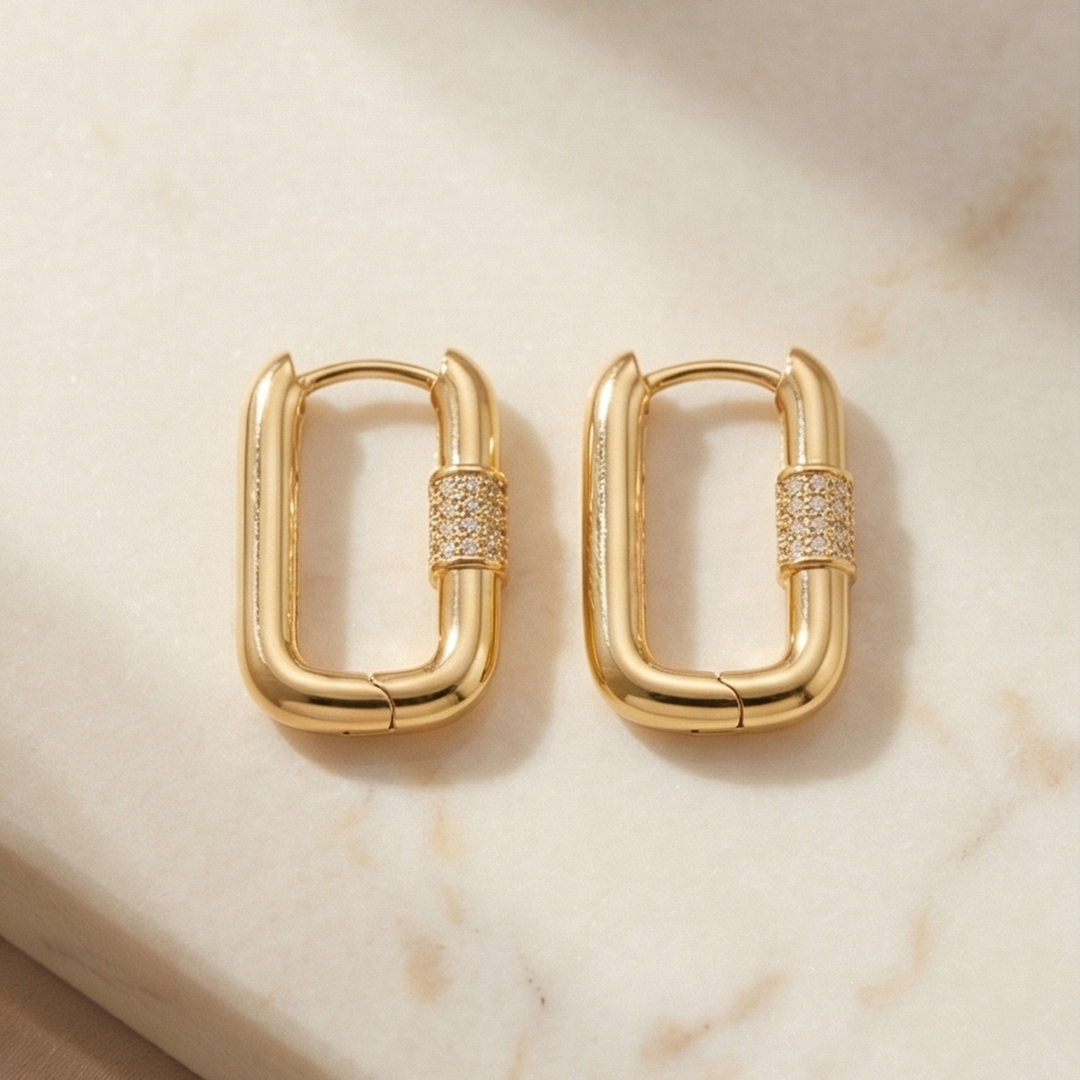 22 AYAR ÖZEL ÜRETİM DİKDÖRTGEN MODEL KÜPE