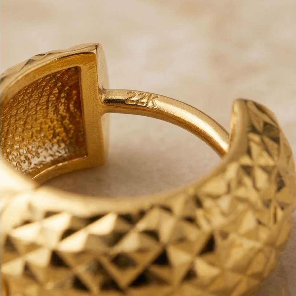 22 AYAR KALEMLİ ÖZEL ÜRETİM BOMBE KÜPE