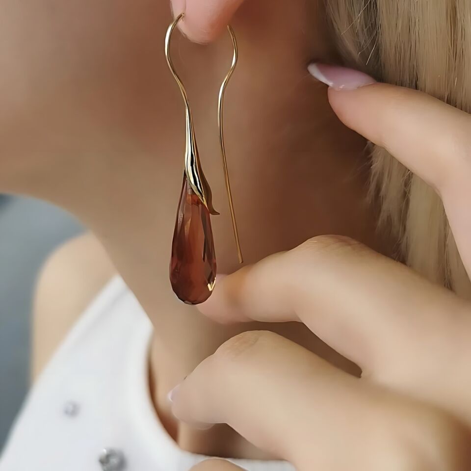 14 AYAR SULTANİT TAŞLI LALE MODEL ÖZEL TASARIM ALTIN KÜPE