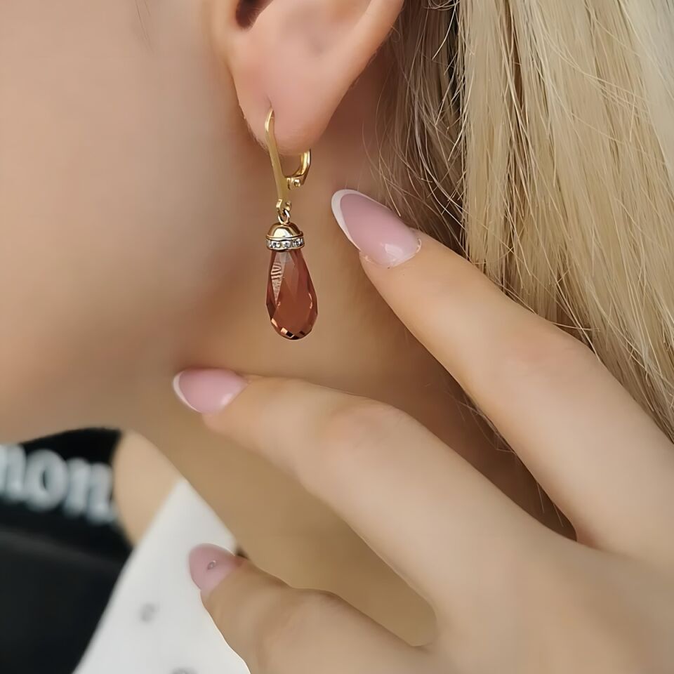 14 AYAR SULTANİT TAŞLI ÖZEL TASARIM ALTIN KÜPE