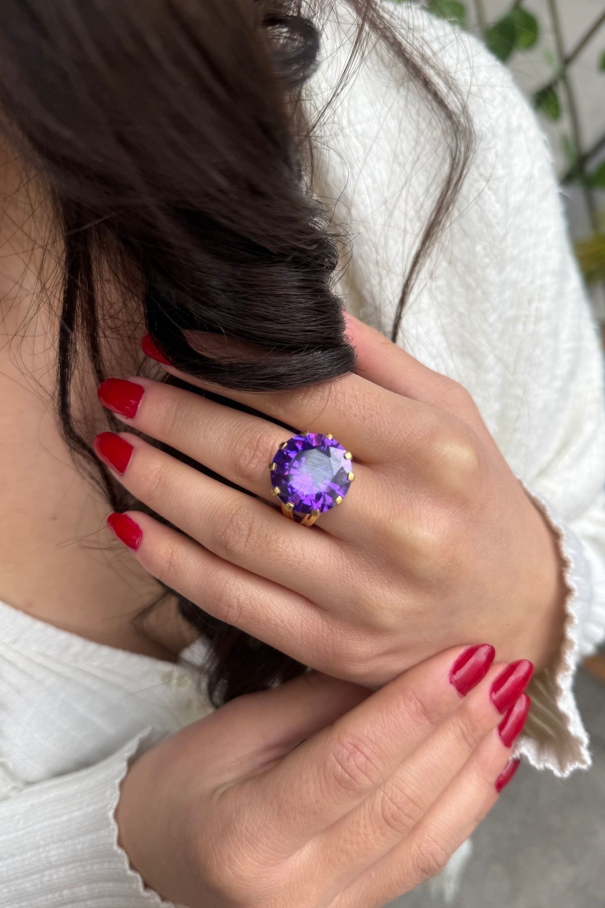 14 AYAR YUVARLAK KESİM AMETİST TAŞLI ELİŞİ ALTIN YÜZÜK