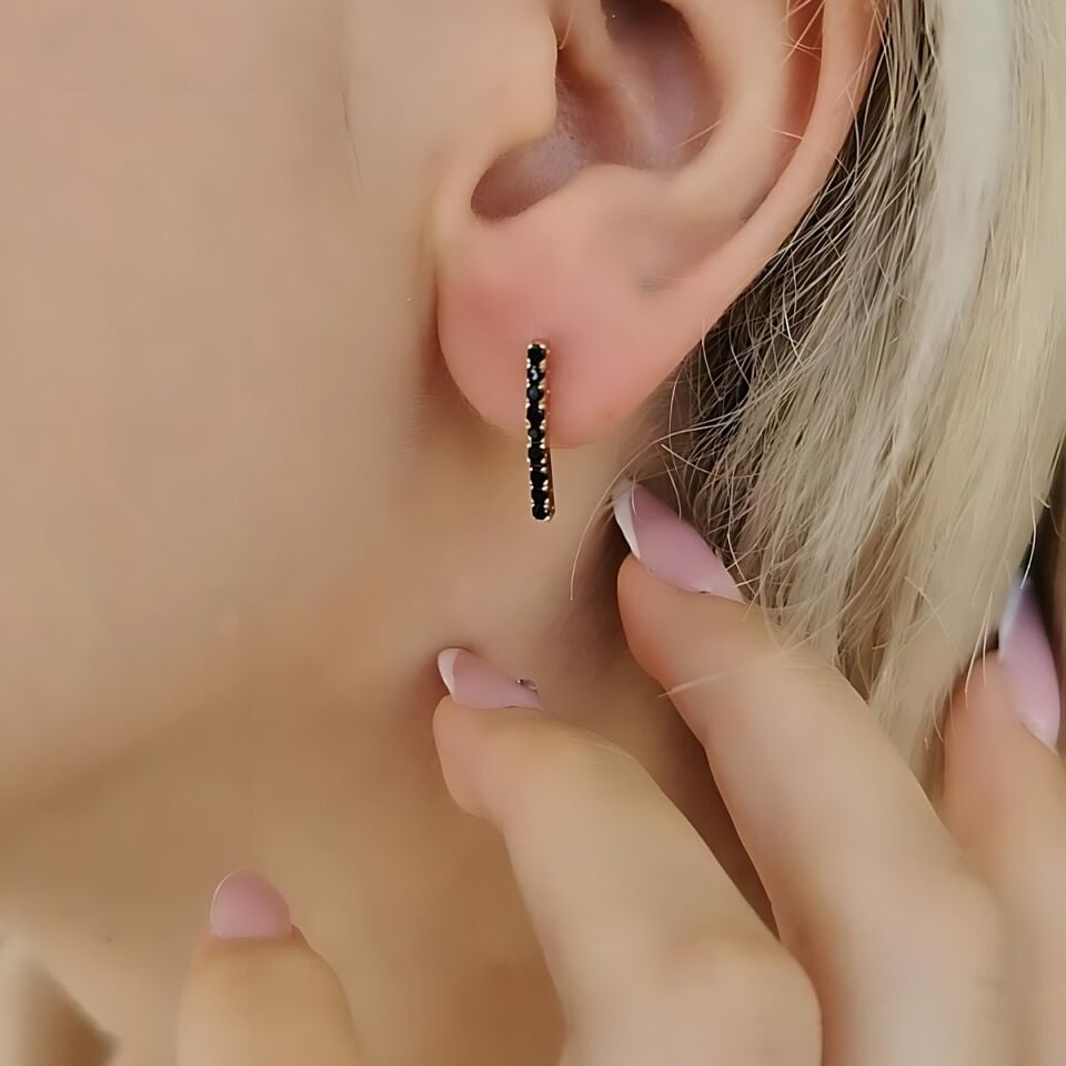 14 AYAR SİYAH TAŞLI SU YOLU KÜPE