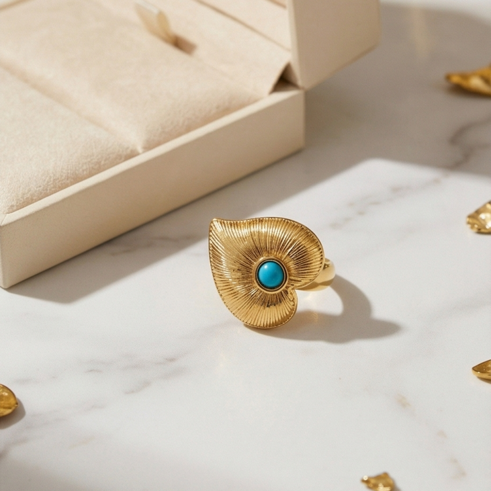 18 AYAR İTALYAN FİRUZE TAŞLI ÖZEL TASARIM KALP MODEL ALTIN YÜZÜK