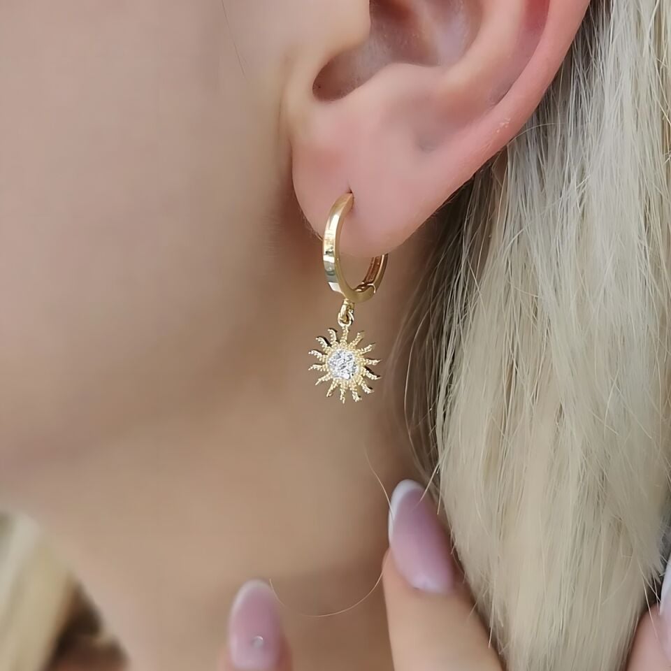 14 AYAR GÜNEŞ SALLANTILI HALKA ALTIN KÜPE