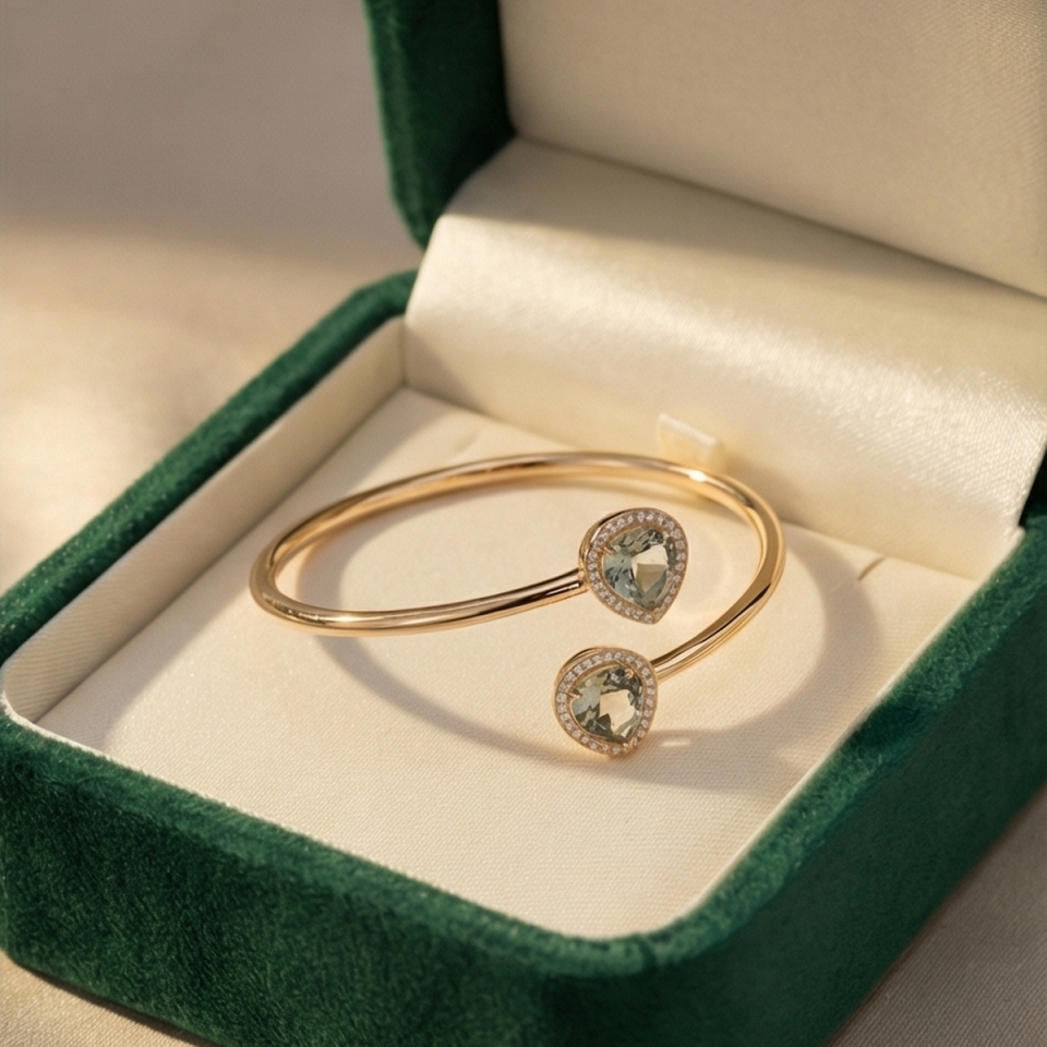 18 AYAR 0,24 CT PIRLANTA TAŞLI VE MİSTİK TAŞLI İTALYAN MODEL ROSE RENGİ KELEPÇE BİLEZİK
