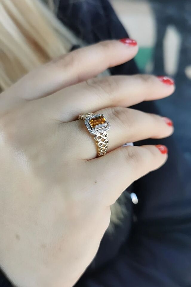14 AYAR 0,95 CT SARI TOPAZ TAŞLI , 0,16 CT PIRLANTA TAŞLI ALTIN YÜZÜK 17