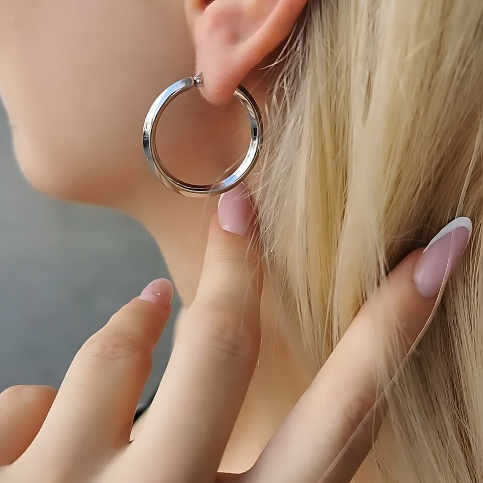 14 AYAR BEYAZ ALTIN HALKA KÜPE