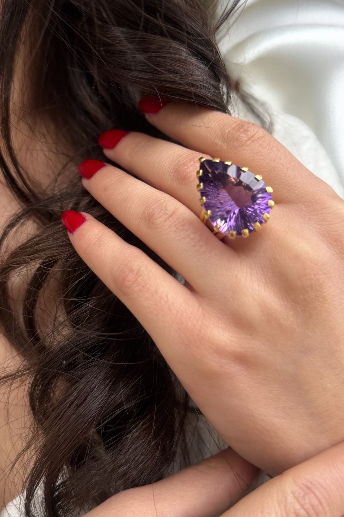 14 AYAR DAMLA KESİM KRİSTAL AMETİST TAŞLI ELİŞİ ALTIN YÜZÜK 21