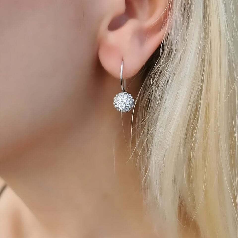 14 AYAR TAŞLI TOP BEYAZ ALTIN KÜPE