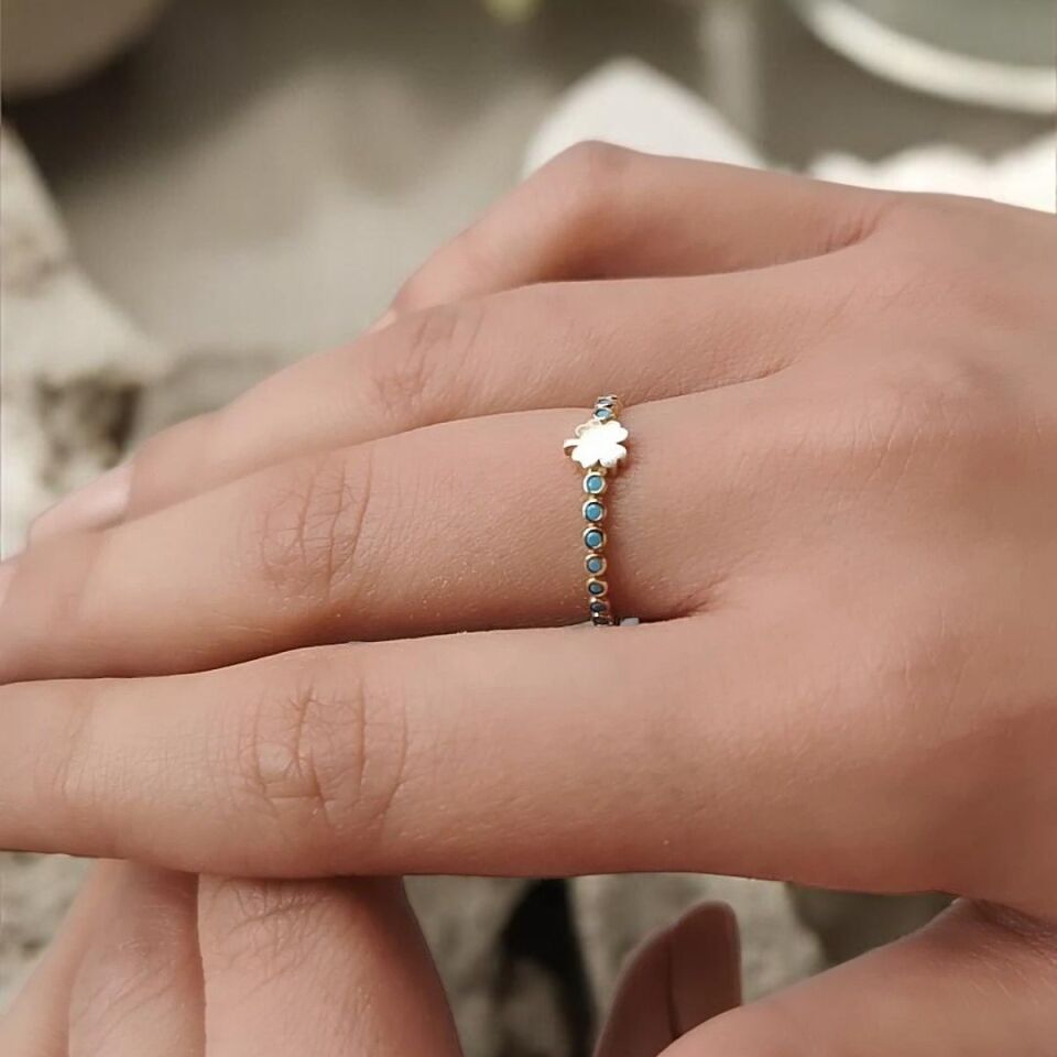 14 AYAR FİRUZE TAŞLI YONCA MODEL ALTIN YÜZÜK