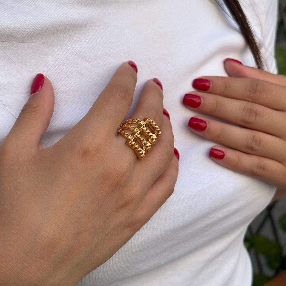 22 AYAR DORİKALI 4 SIRA KABURGA MODEL YÜZÜK