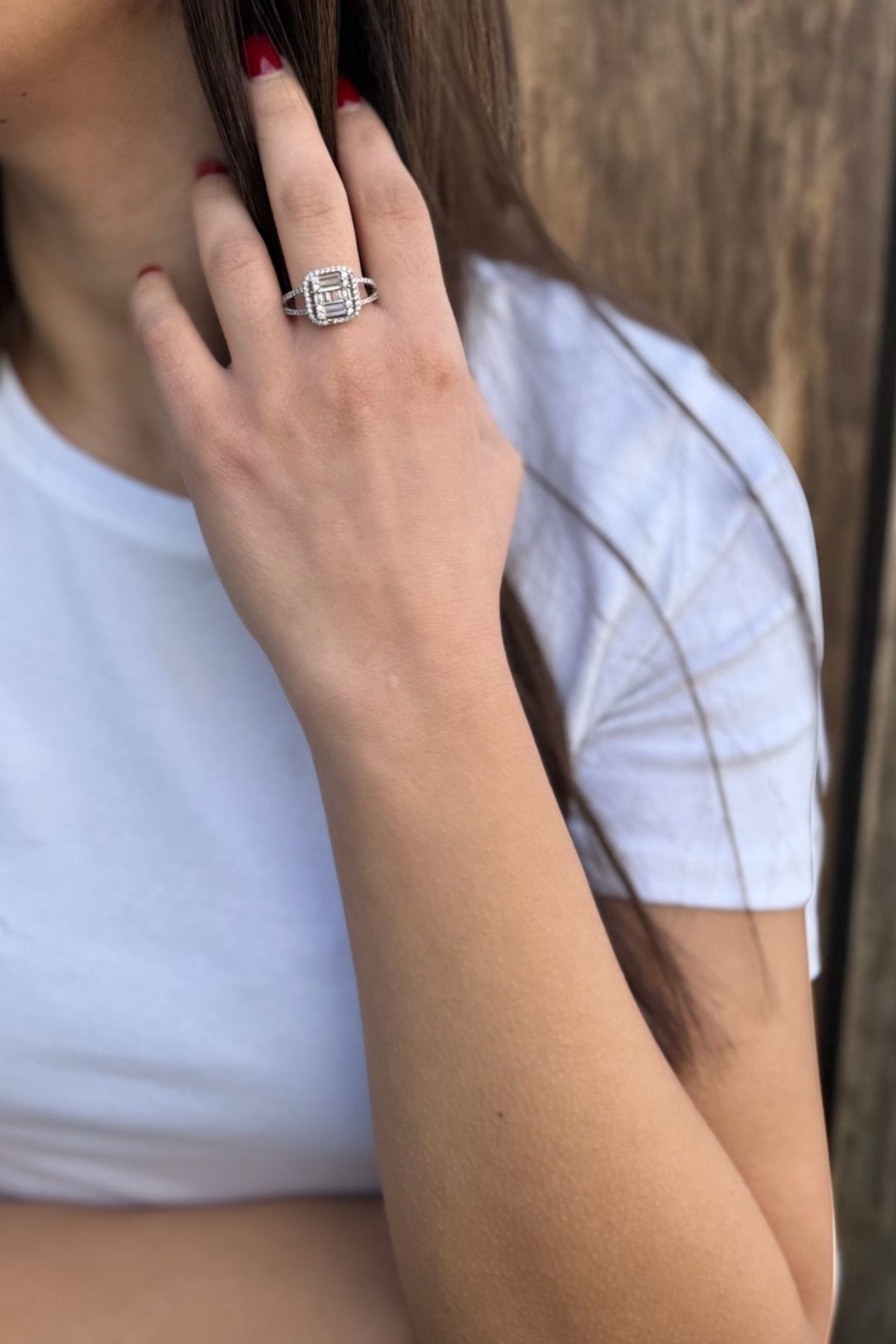 925 AYAR MÜCEVHER GÖRÜNÜMLÜ BAGET İTALYAN YÜZÜK 18