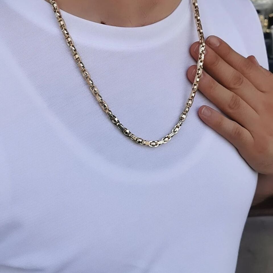 14 Ayar İtalyan Özel Tasarım Model Erkek Zincir