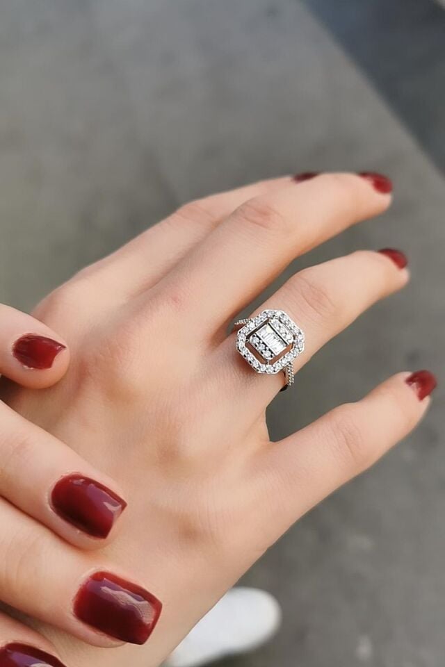 14 AYAR 0,85 CT E F  RENGİ BAGET YÜZÜK 13