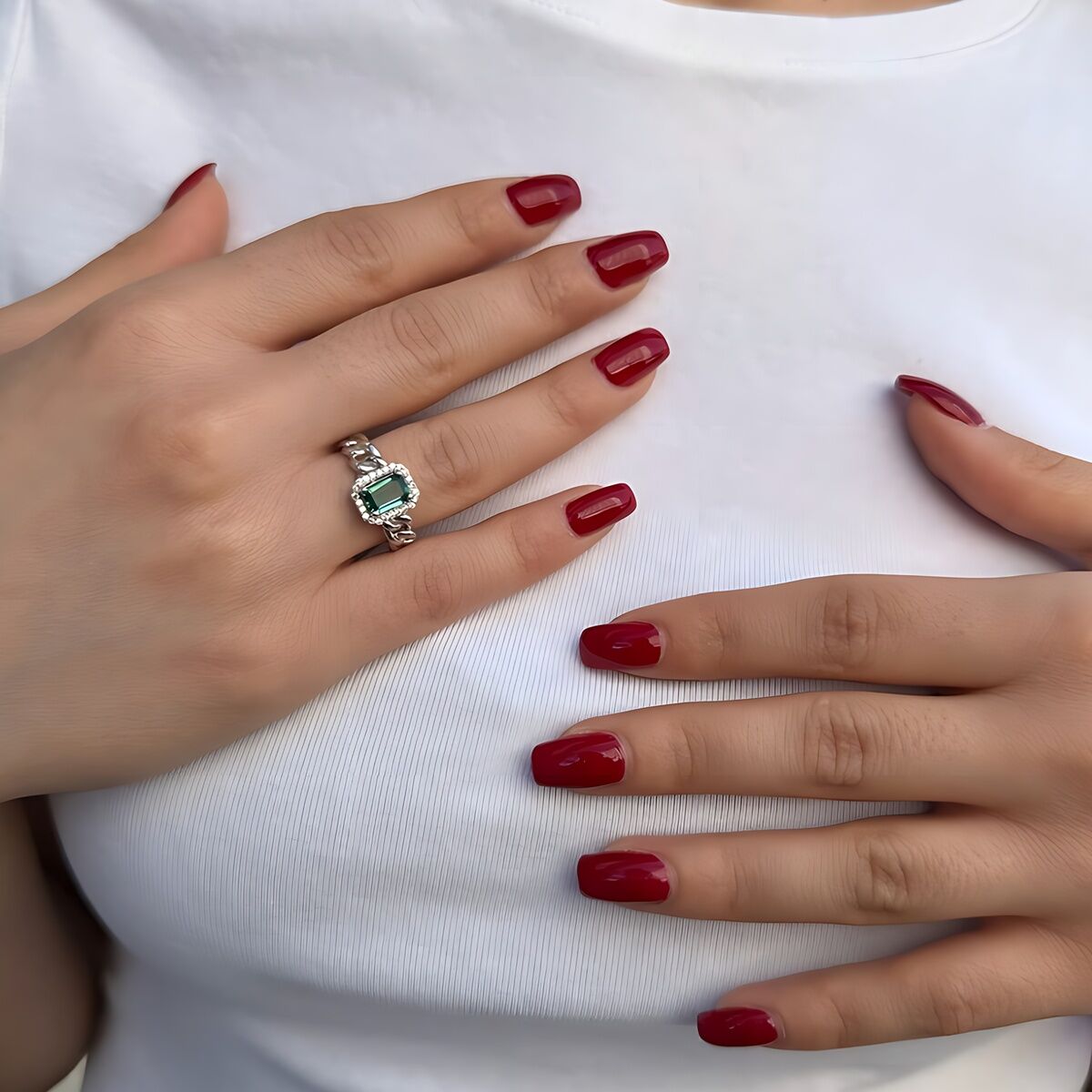 14 Ayar Yeşil Citrin Taşlı Tasarım Baget Kesim Zincir Yüzük