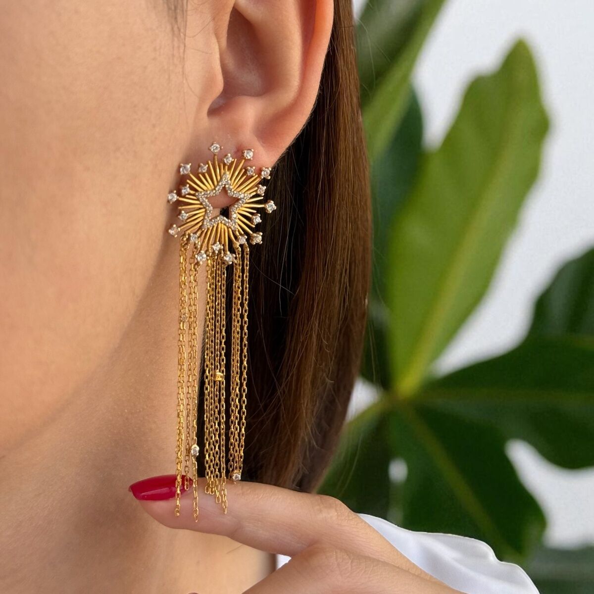 14 AYAR ÖZEL ÜRETİM SALLANTILI YILDIZ TASARIM ALTIN KÜPE