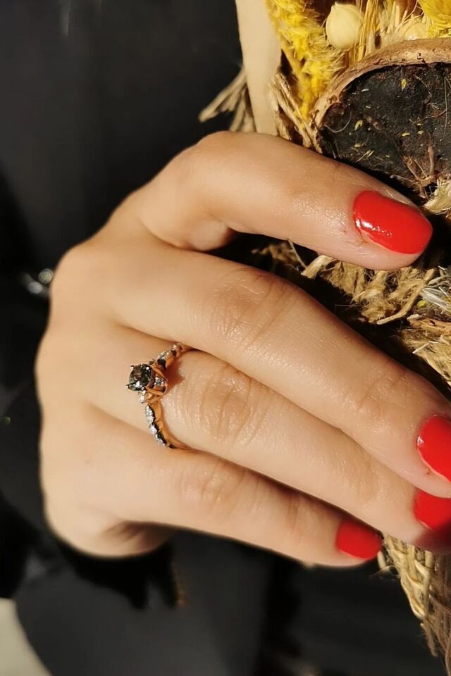 14 AYAR 0,64 ct MİSTİK TOPAZ TAŞLI VE 0,16 CT G RENGİ PIRLANTA TAŞLI VİNTAGE YÜZÜK 16