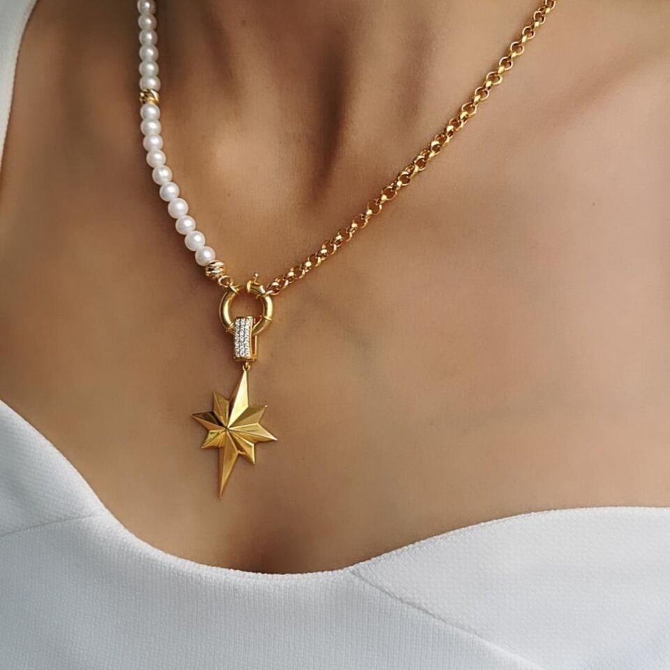 22 AYAR KUTUP YILDIZI UÇLU ÖZEL TASARIM İNCİLİ ALTIN KOLYE