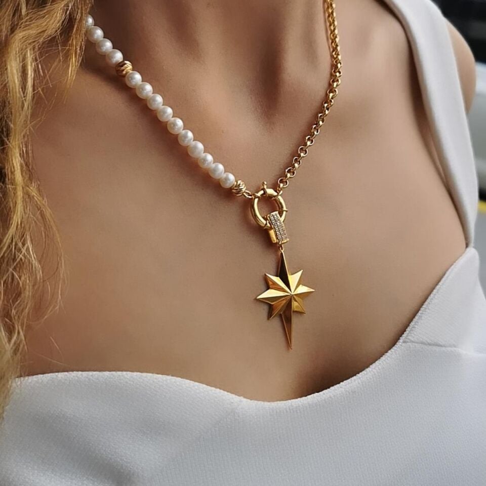 22 AYAR KUTUP YILDIZI UÇLU ÖZEL TASARIM İNCİLİ ALTIN KOLYE