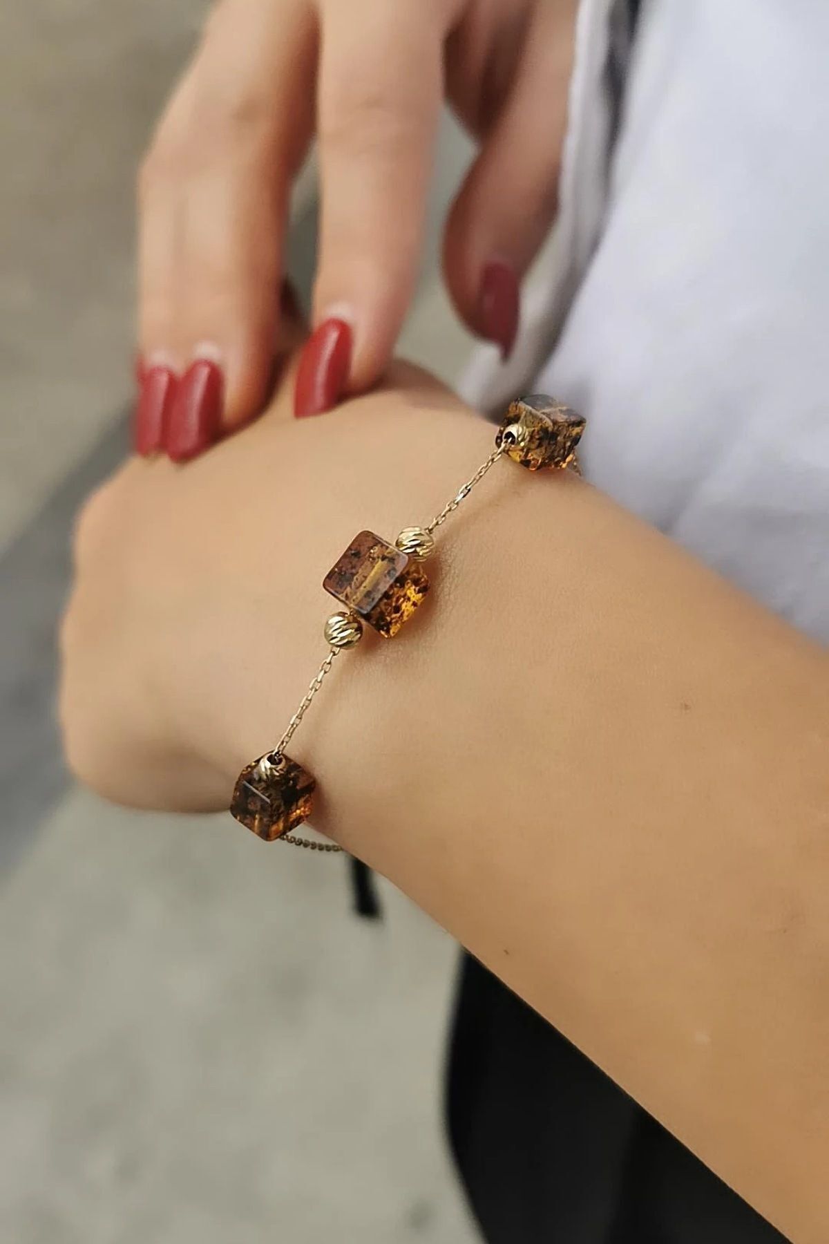 14 AYAR KÜP KEHRİBAR ALTIN BİLEKLİK