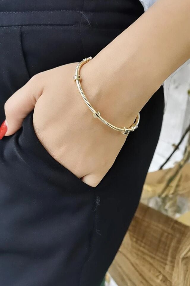 14 AYAR ÖZEL TASARIM VİDALI MODEL ALTIN BİLEZİK