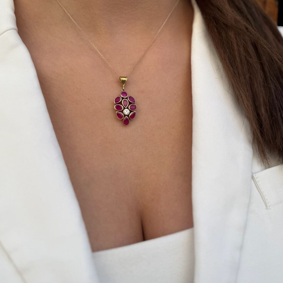 14 Ayar Kök Yakut Tasarım El Yapımı Altın Kolye