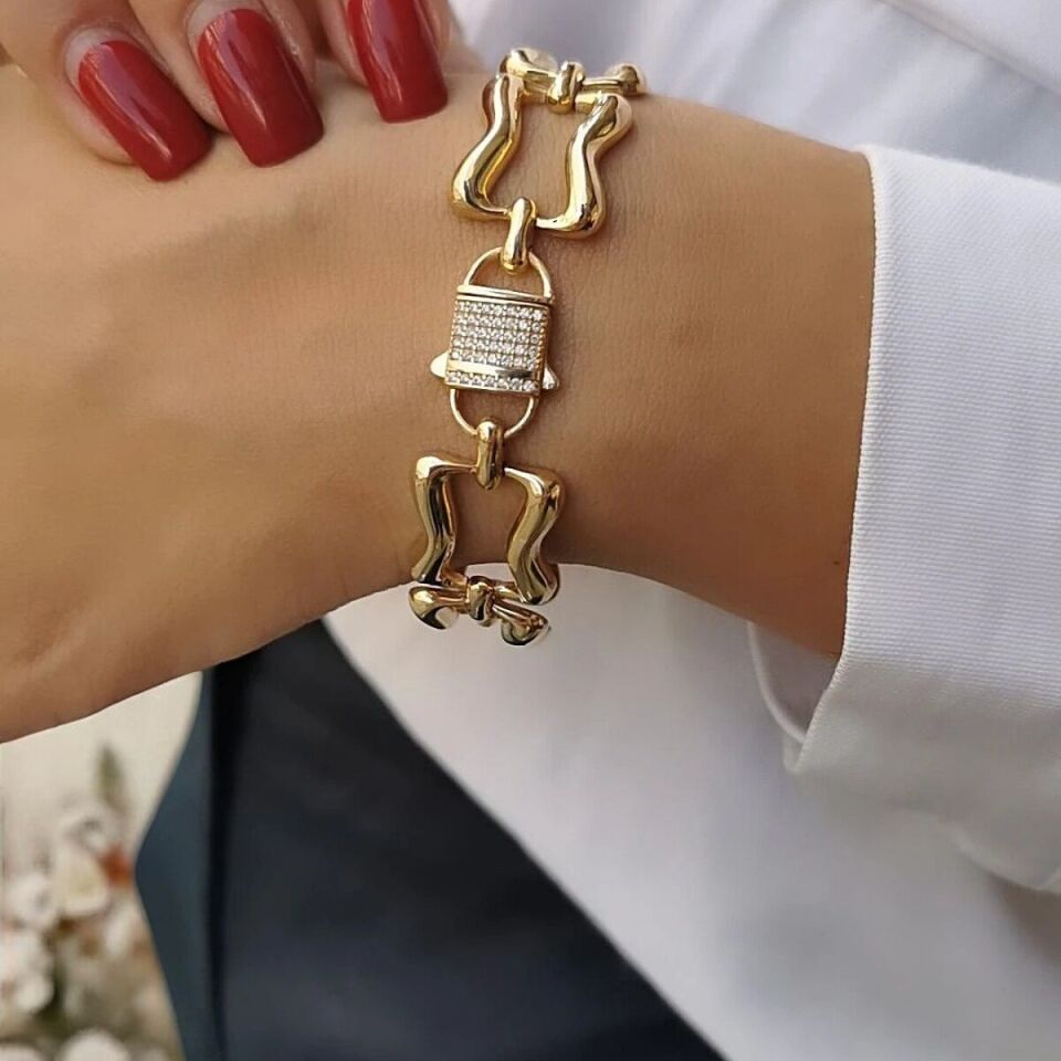 14 AYAR İTALYAN ÖZEL KİLİTLİ TASARIM ALTIN BİLEKLİK