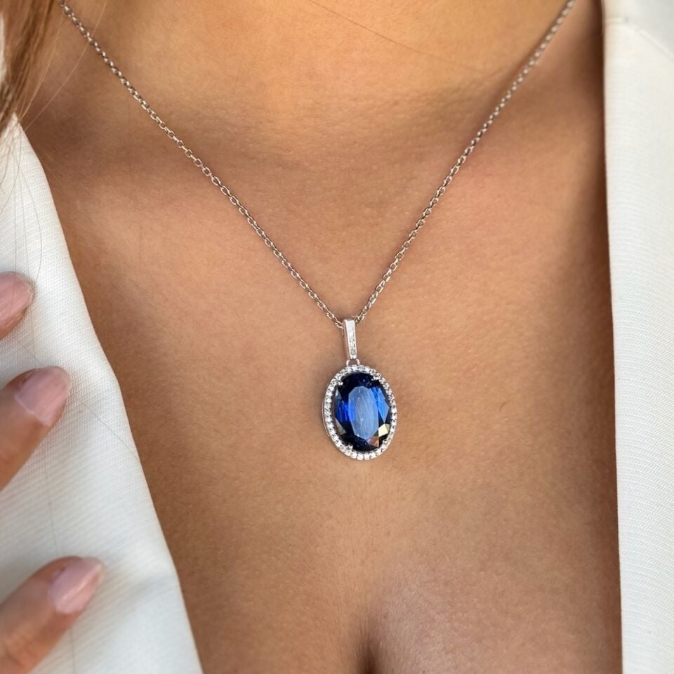 14 AYAR 16,57 CT SAFİR TAŞLI 0,35 CT PIRLANTA TAŞLI İTALYAN KOLYE