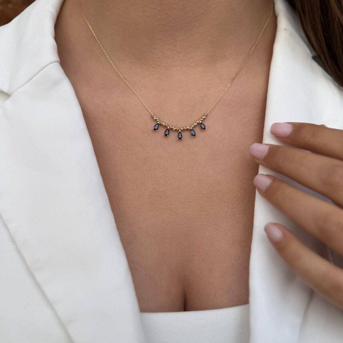 14 Ayar Üç Renk Dorika Toplu, Kristal Damla Safir Taşlı Altın Kolye