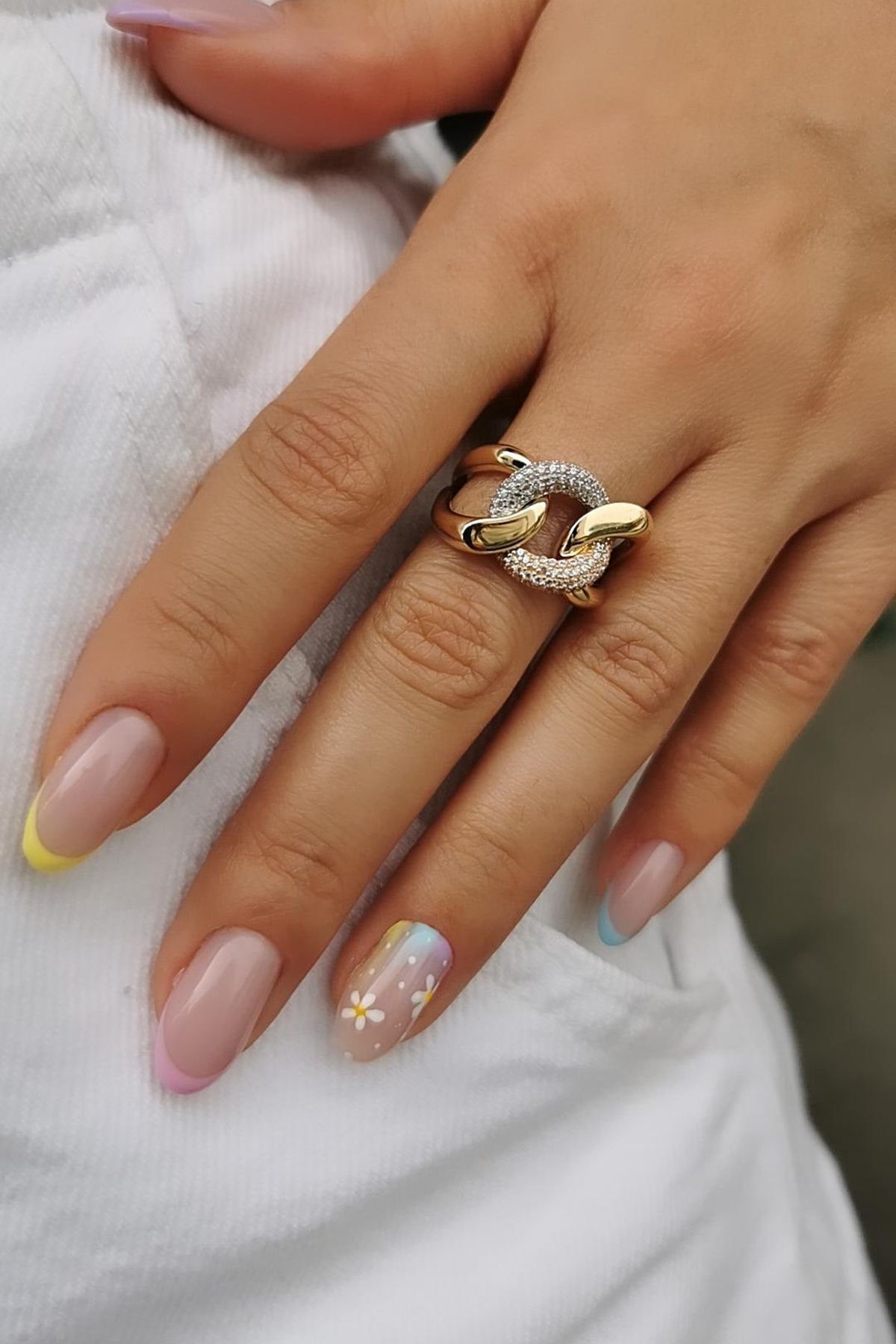 14 AYAR ÜÇ HALKA ÖZEL TASARIM ALTIN YÜZÜK 18