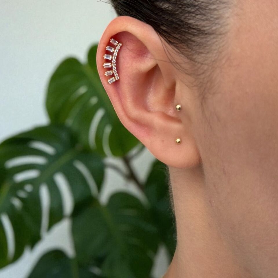 14 AYAR BAGET TAŞLI TRAGUS VE HELİX KÜPE