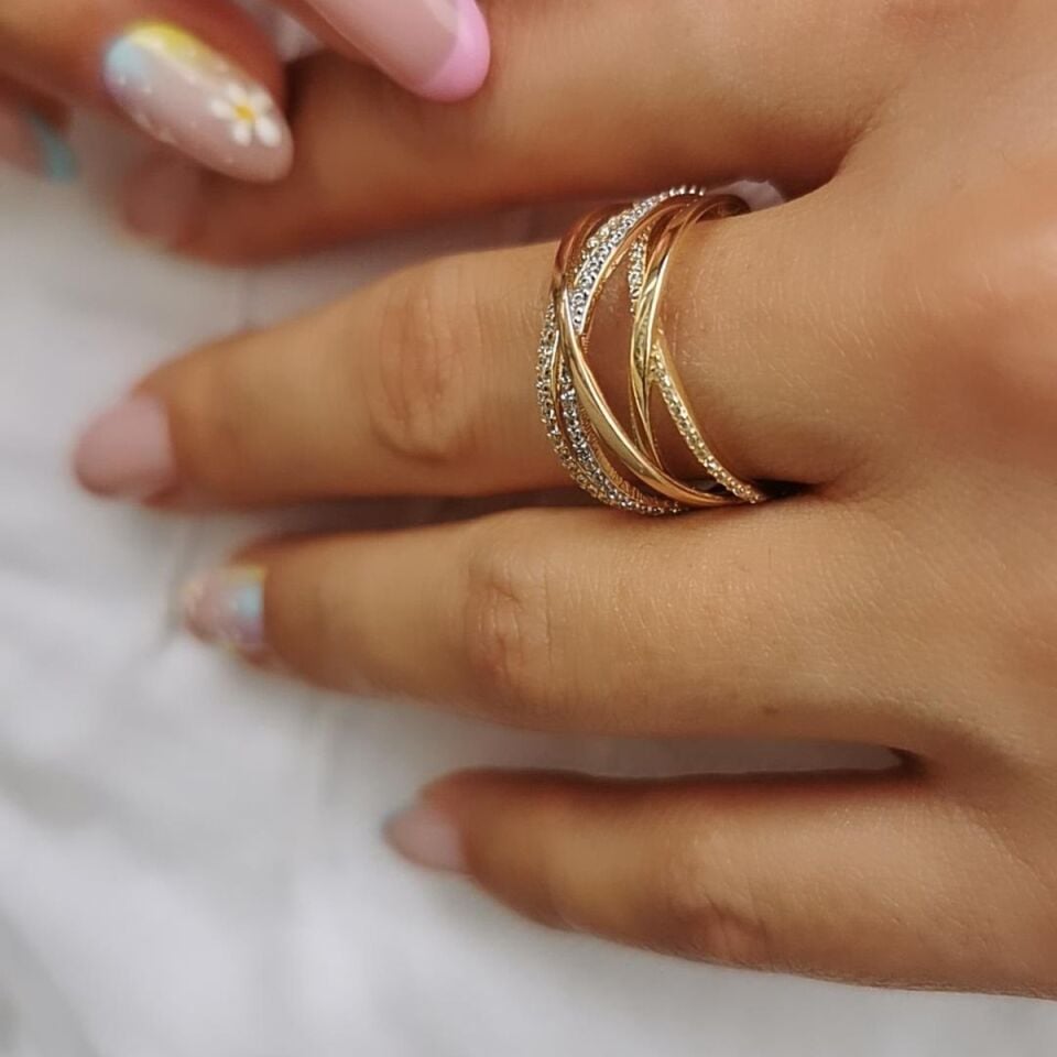 14 AYAR SARMAL MODEL İTALYAN TASARIM ALTIN YÜZÜK