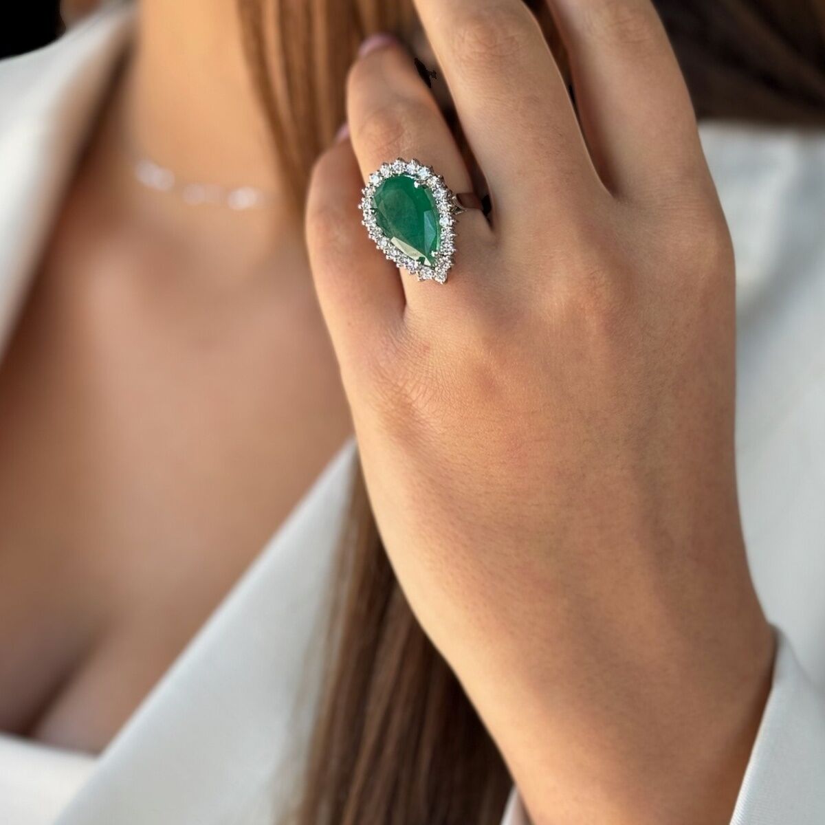 14 AYAR 6,74 CT DAMLA ZÜMRÜT TAŞLI 1,23 CT PIRLANTA TAŞLI YÜZÜK