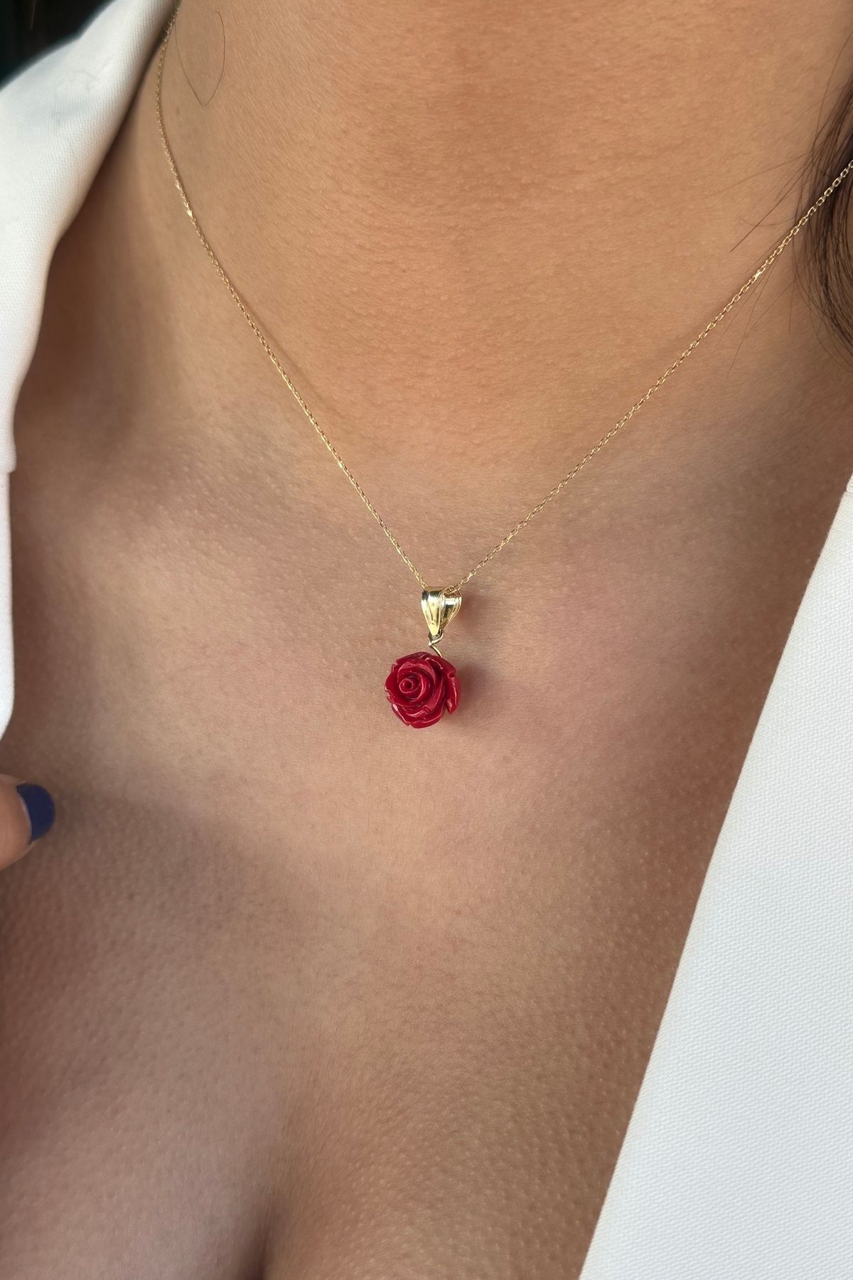 14 AYAR KIRMIZI GÜL ALTIN KOLYE