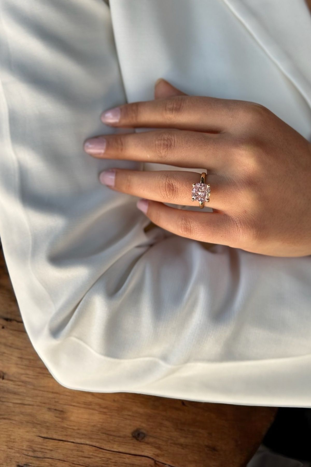 14 AYAR PİNK KUVARS TAŞLI TASARIM ALTIN YÜZÜK 17