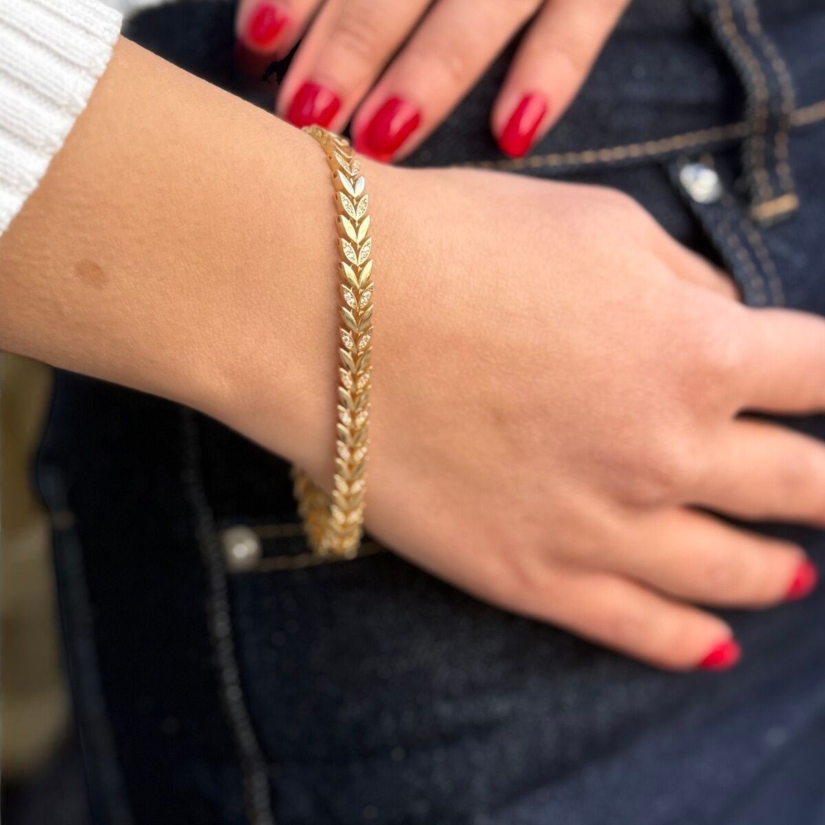 14 AYAR BAŞAK MODELİ ALTIN BİLEKLİK