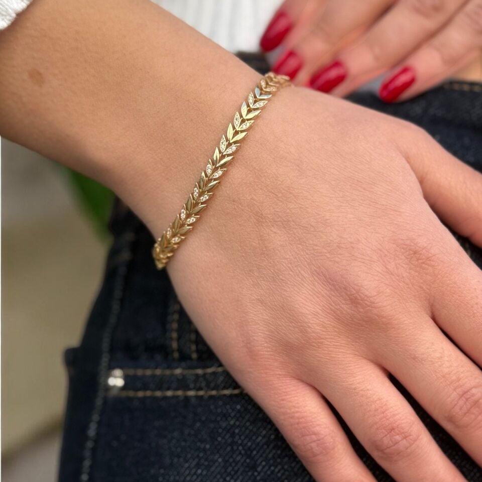 14 AYAR BAŞAK MODELİ ALTIN BİLEKLİK