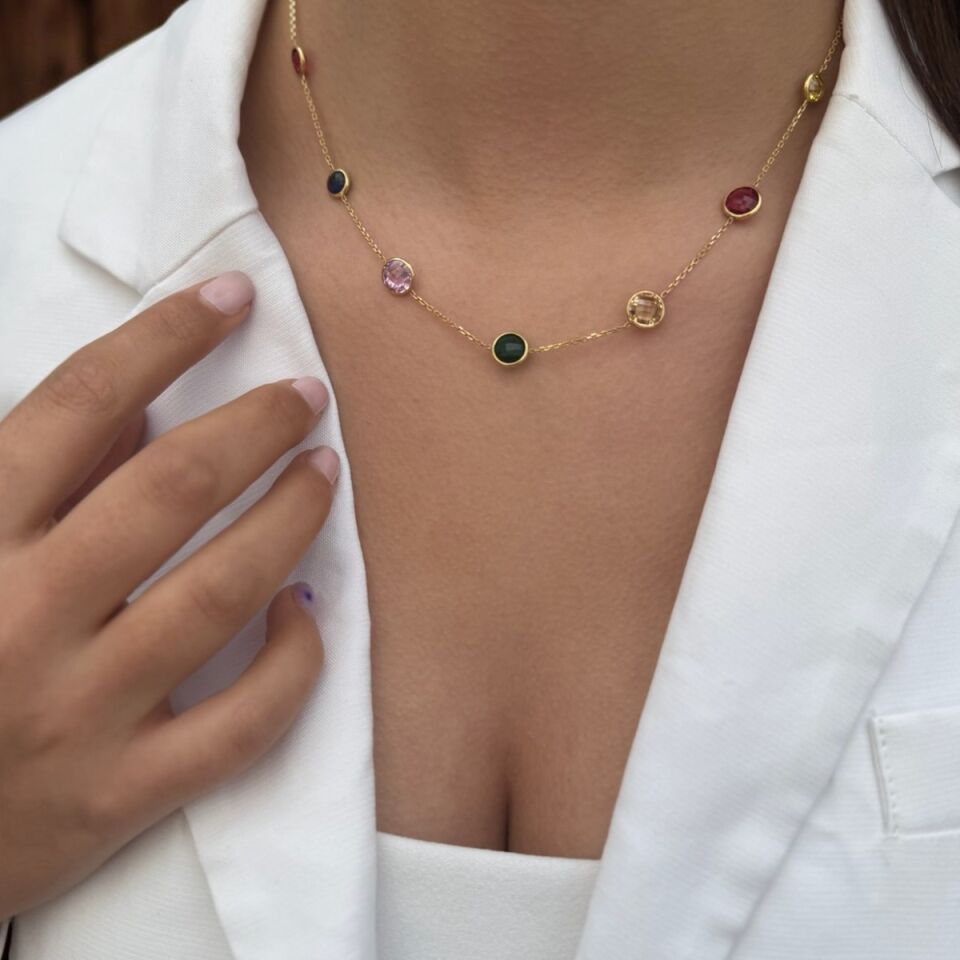 14 AYAR ÖZEL TASARIM RENKLİ KRİSTAL TAŞLI KOLYE