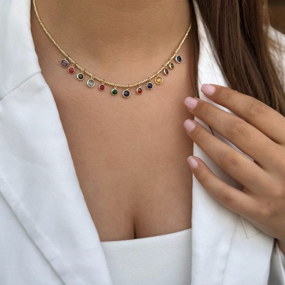 14 AYAR ÖZEL TASARIM DORİKA TOP ÜZERİNE RENKLİ KRİSTAL TAŞLI ALTIN KOLYE