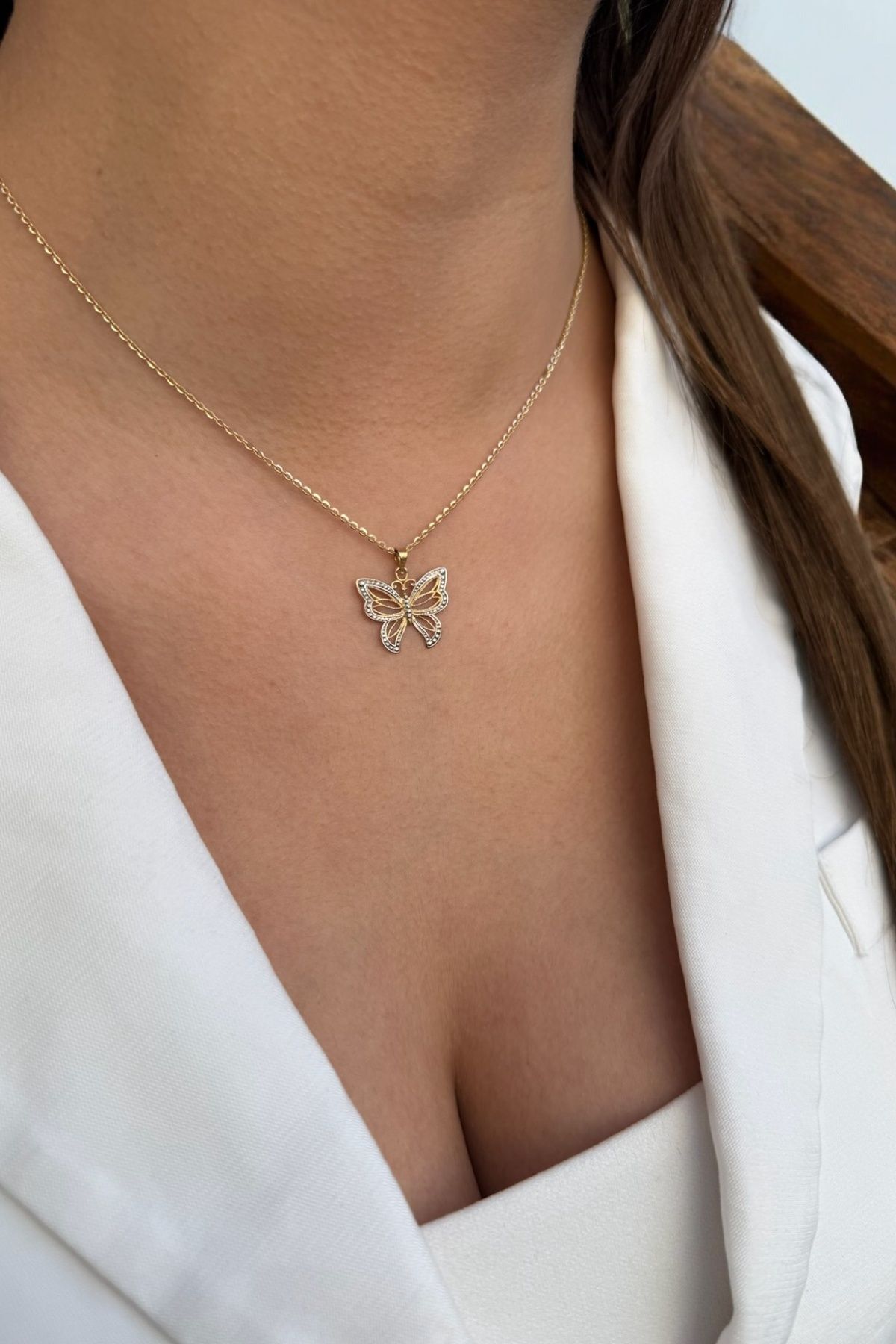 14 AYAR KELEBEK TASARIM ALTIN KOLYE