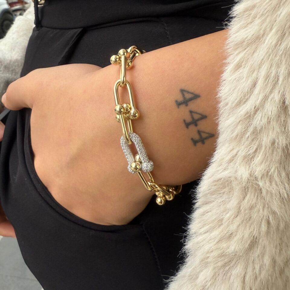 14 AYAR ÖZEL TASARIM TOPLU ATAÇ VE ORTASI TAŞLI ALTIN BİLEKLİK