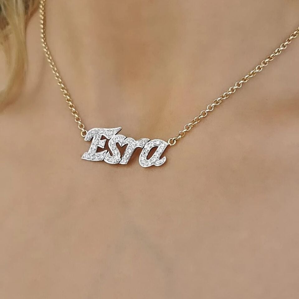 14 AYAR EL YAPIMI ESRA YAZILI ALTIN İSİMLİ KOLYE