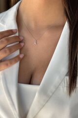 18 AYAR 0,14 CT F RENGİ A HARFİ PIRLANTA KOLYE