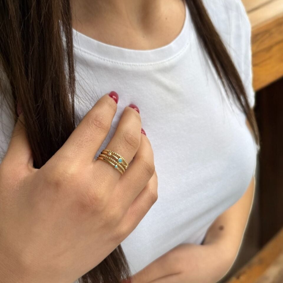 14 AYAR ÖZEL TASARIM FİRUZE TAŞLI DÖRT SIRA ALTIN YÜZÜK