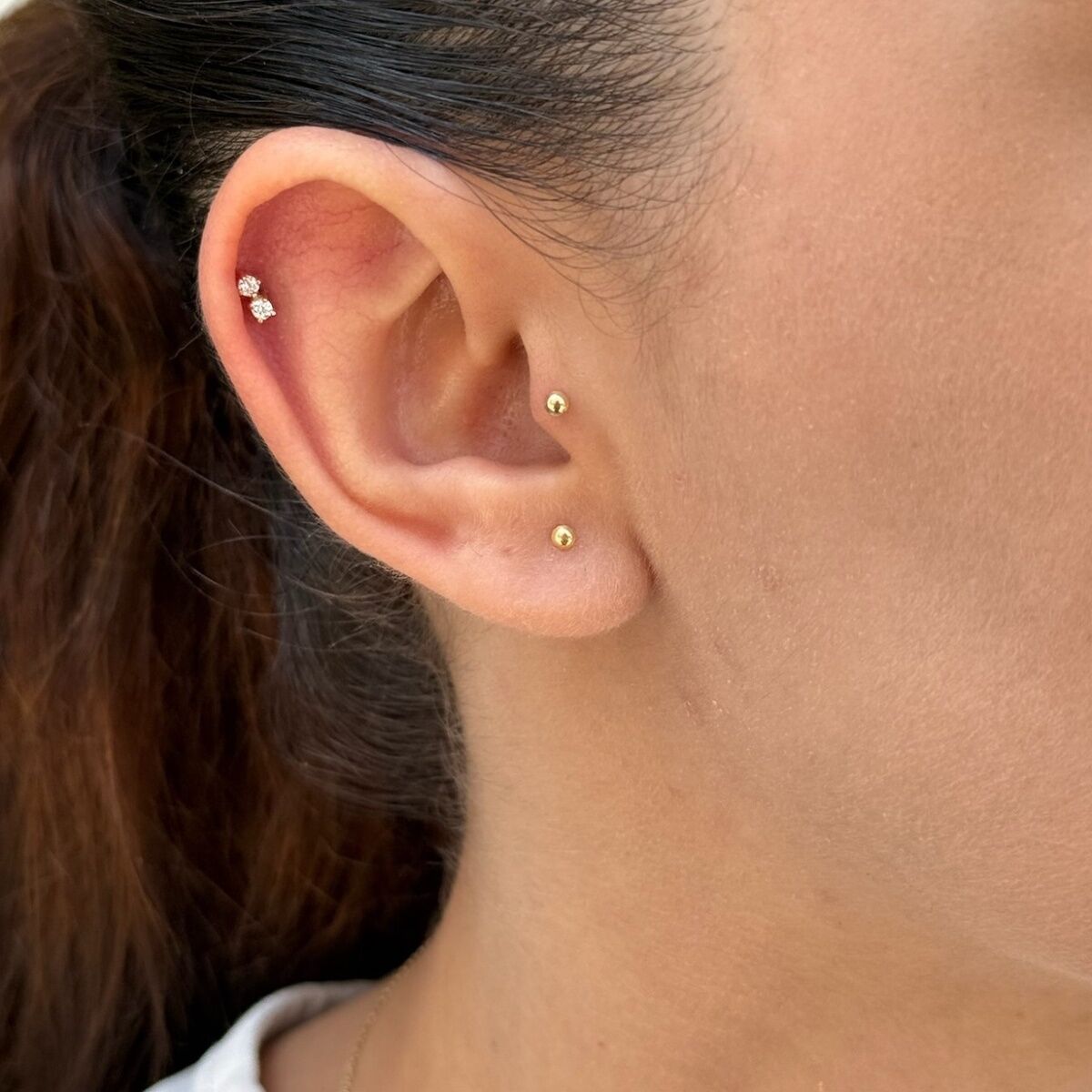 14 AYAR İKİ TEKTAŞLI TRAGUS HELİX KÜPE