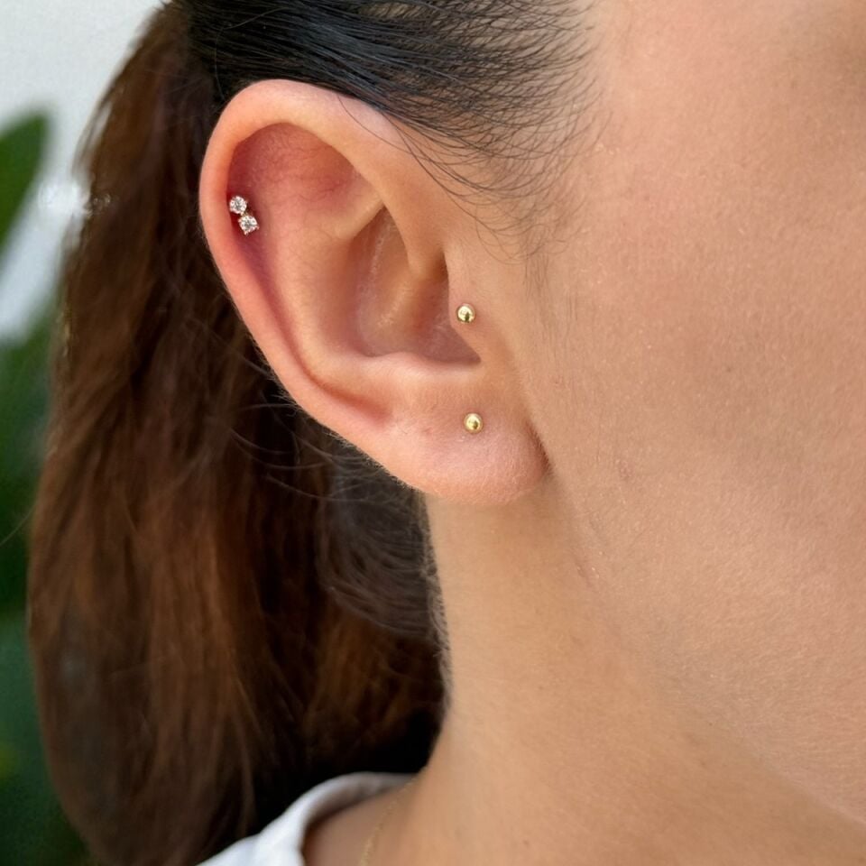 14 AYAR İKİ TEKTAŞLI TRAGUS HELİX KÜPE