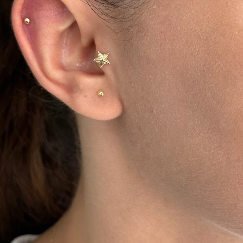 14 AYAR BOMBELİ YILDIZ TRAGUS HELİX KÜPE