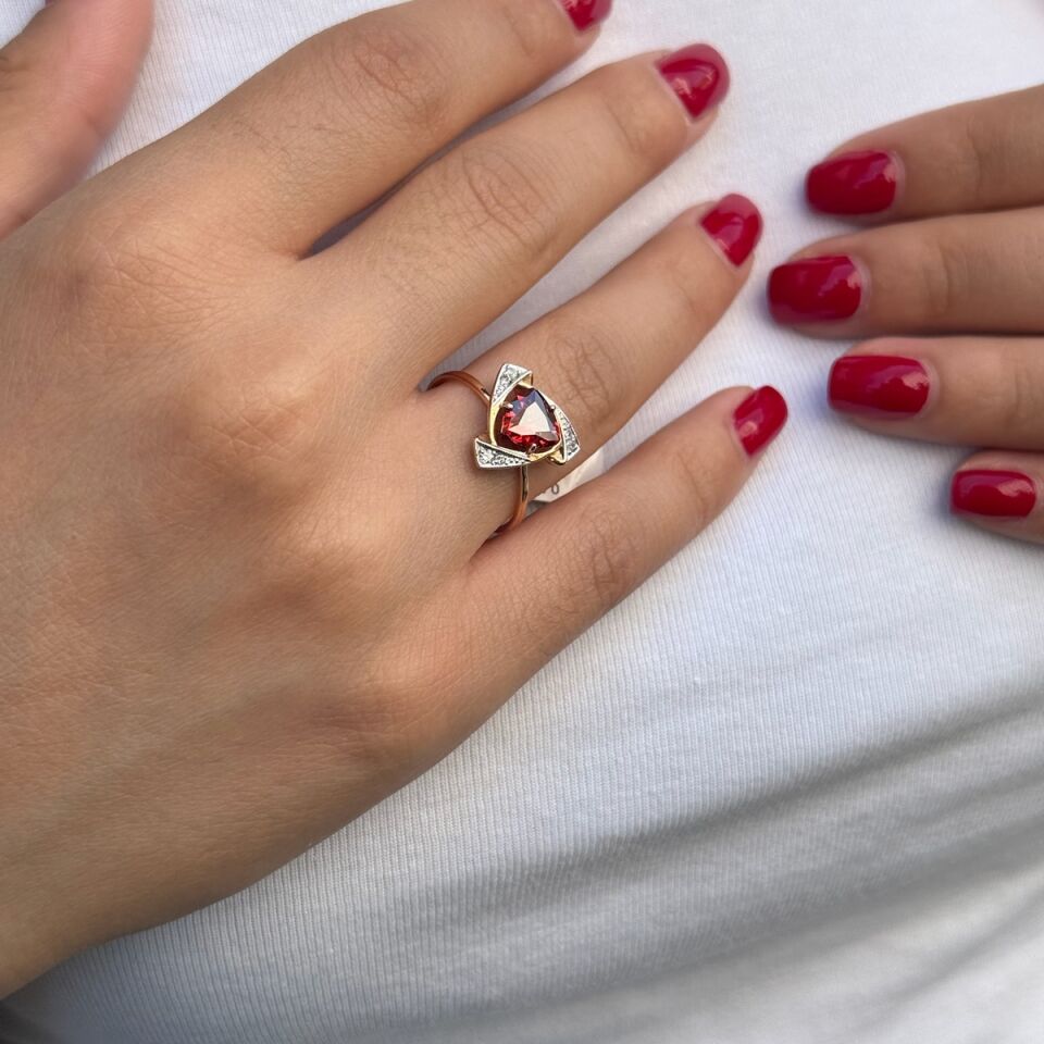 14 AYAR  GARNET TAŞLI ROSE RENGİ PIRLANTA YÜZÜK