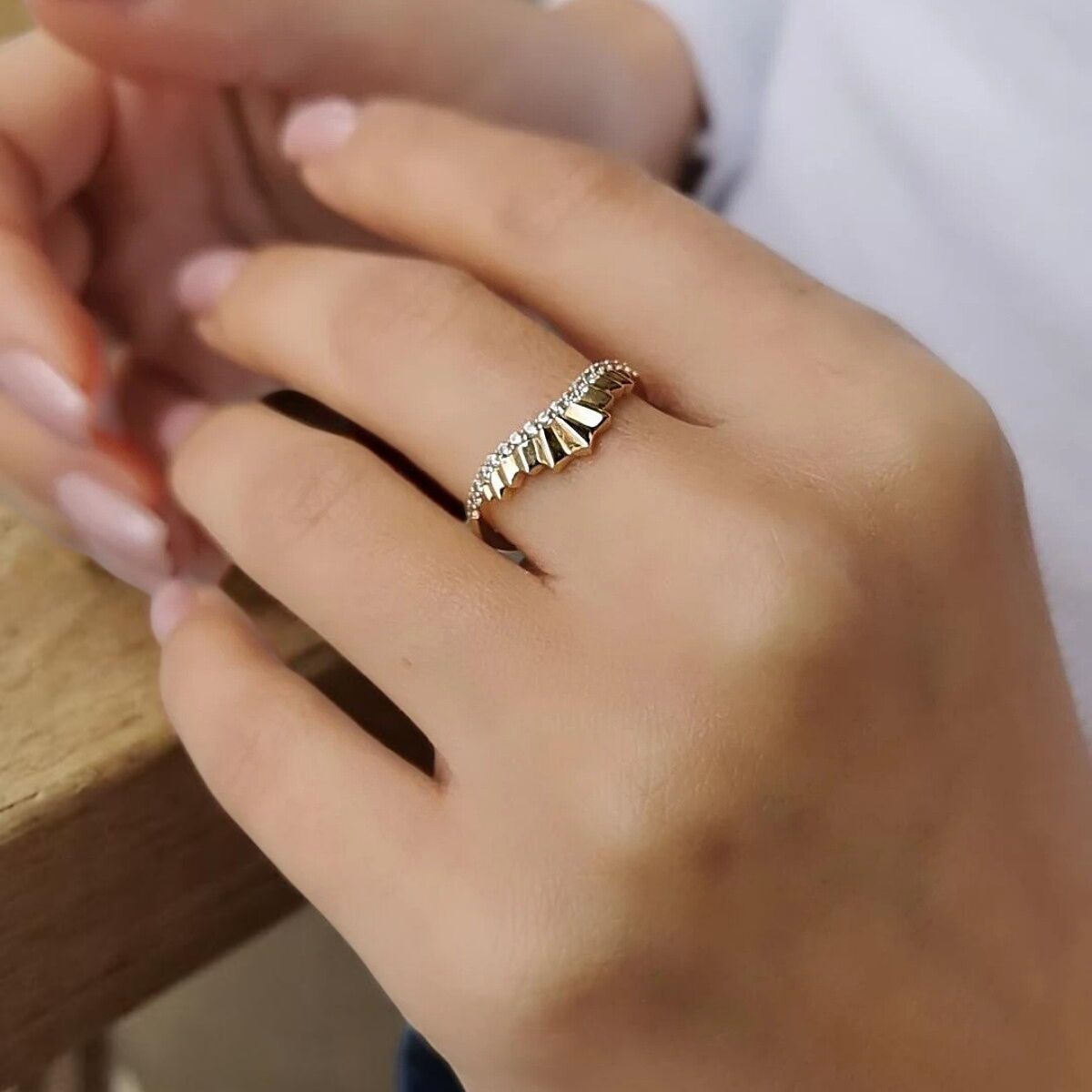 14 AYAR TAÇ MODEL ALTIN YÜZÜK