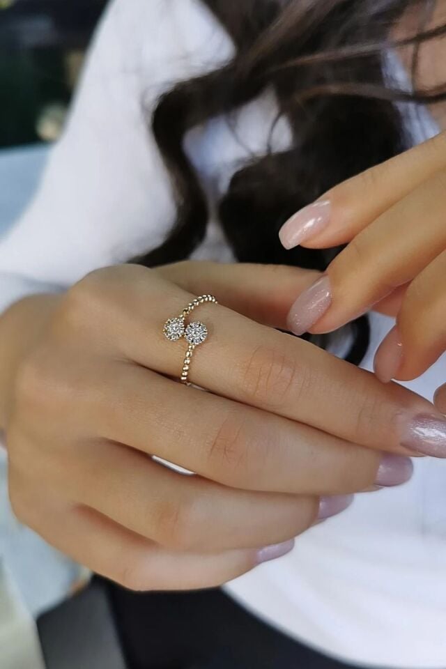 14 Ayar İtalyan Çapraz Model Yuvarlak Taşlı İtalyan Yüzük